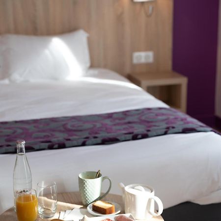 Aux Lys De Chablis Hotel ภายนอก รูปภาพ