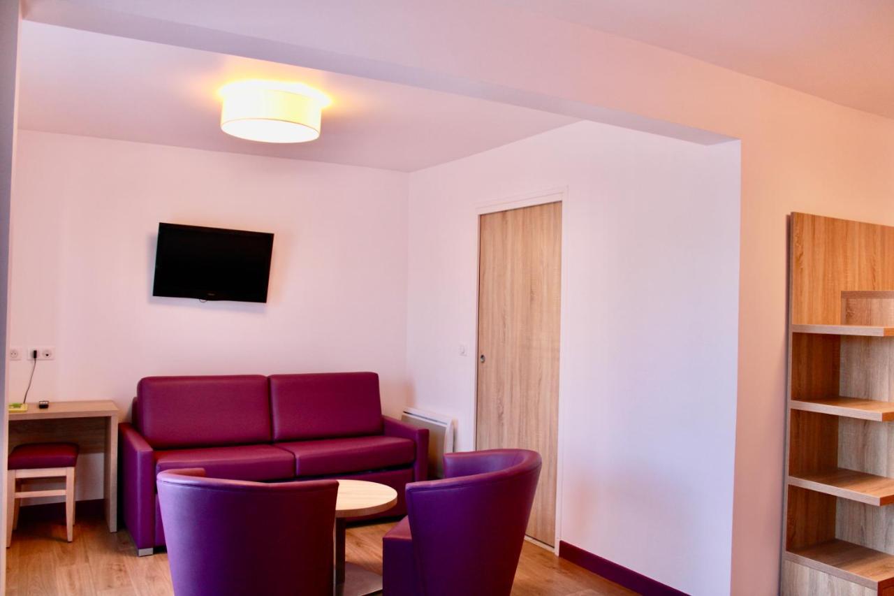 Aux Lys De Chablis Hotel ภายนอก รูปภาพ