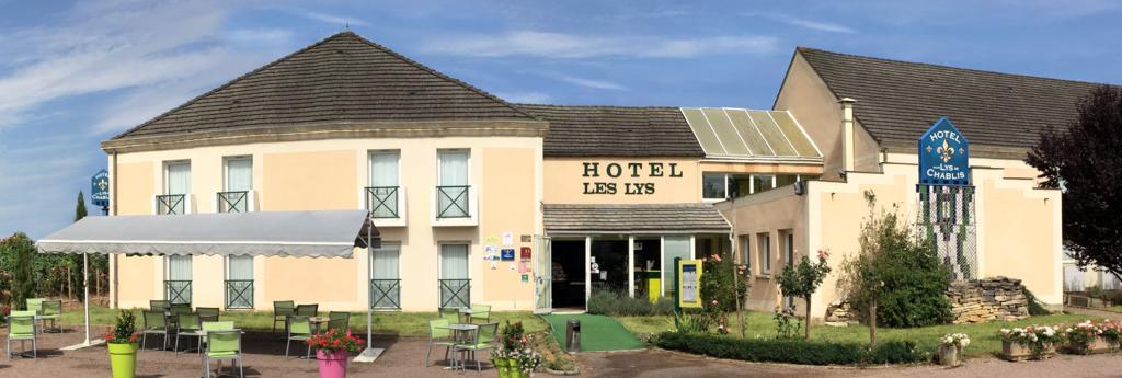 Aux Lys De Chablis Hotel ภายนอก รูปภาพ