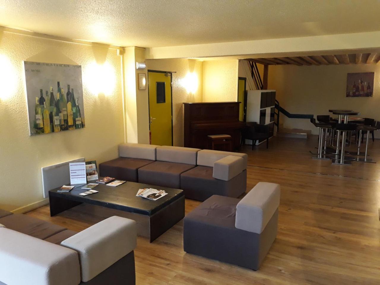 Aux Lys De Chablis Hotel ภายนอก รูปภาพ